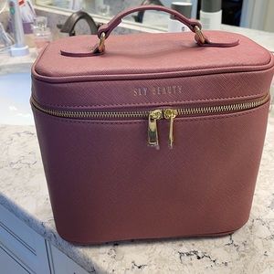 Sly Beauty Makeup/Cosmetic Case - New Never Used!